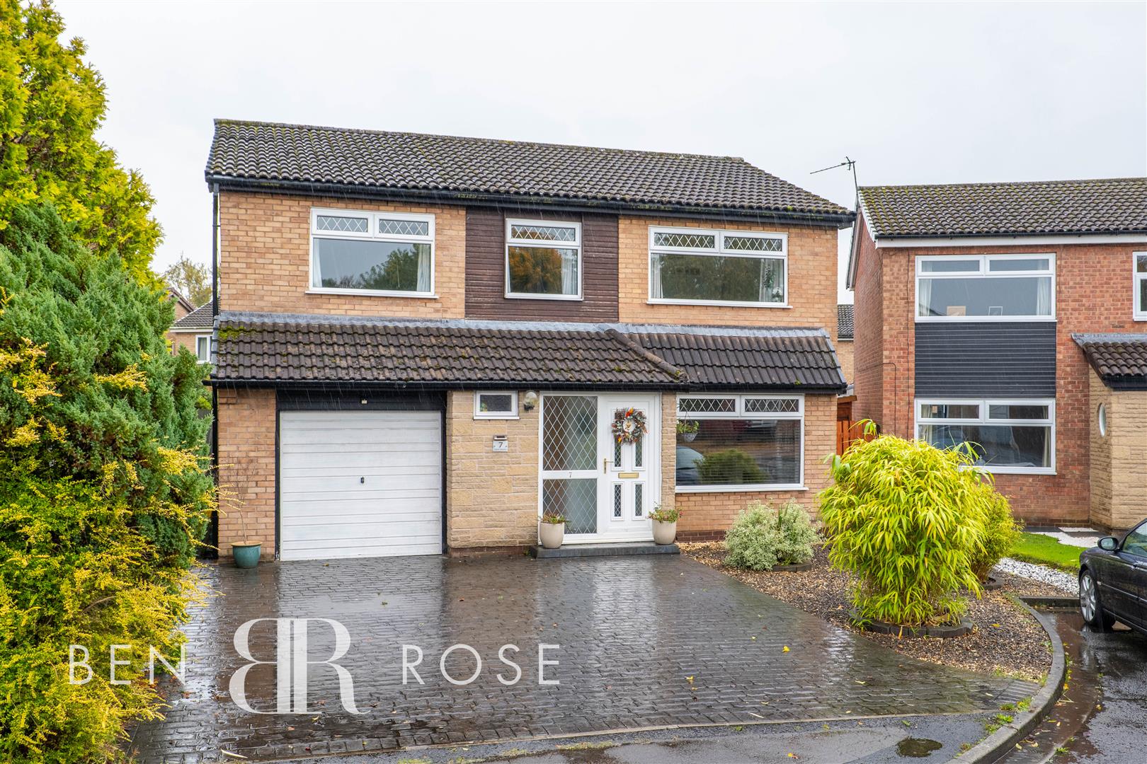 4 bed property in Bolton Meadow, Leyland